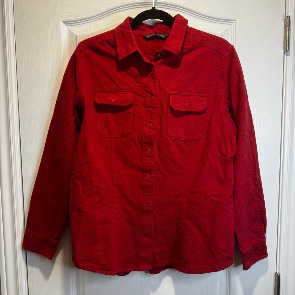180- Women’s Woolrich Red Snap Button Shirt | Classic Flannel Style (Size L)